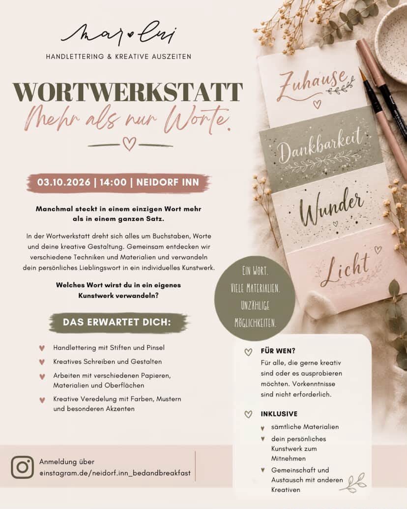 Adventskranzbinden 23.11.2024 Tannenzweige mit rotem und goldenem Weihnachtsschmuck